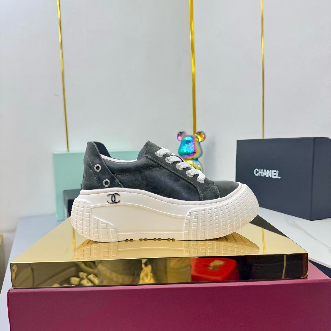 Chanel 2025 SS Panda Loafers Casual Sports Shoes - LY00330