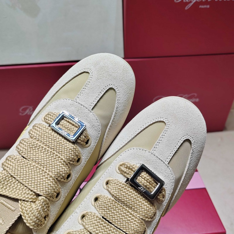 Roger Vivier SS25 Casual Sneakers Classic Design - L Y00300