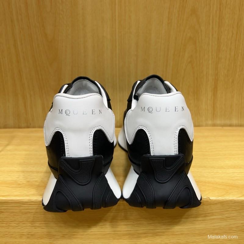 Alexander McQueen Spring 2025 Platform Sneakers with Logo Print - AS00320