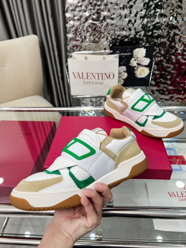 Valentino Joie de Jouer Series Magic Strap Platform Sneakers - AS00360