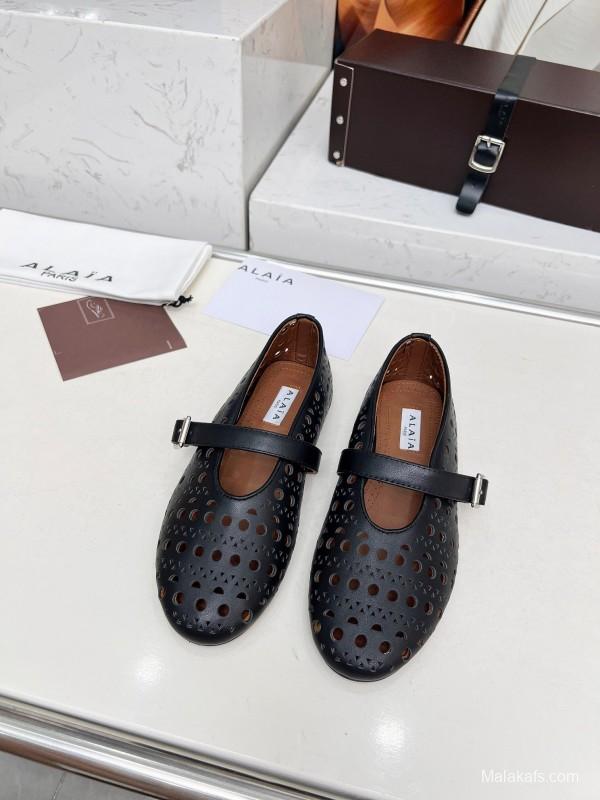 Alaia 2025/SS Perforated Ballet Flats - LY00320