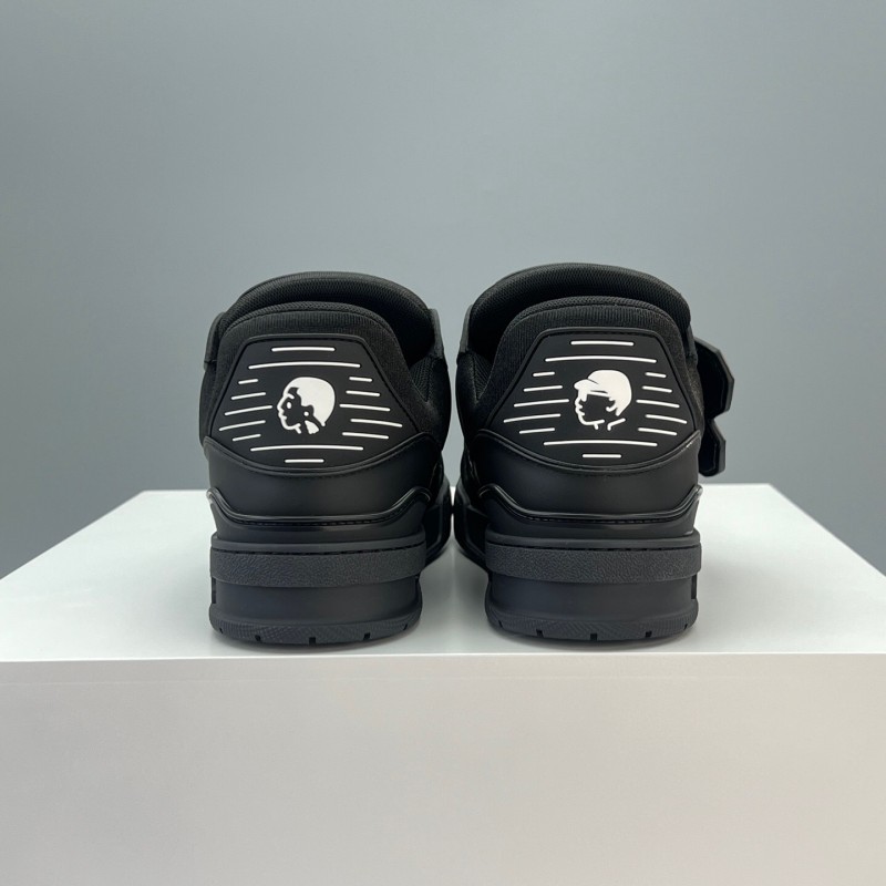 Louis Vuitton Trainer Retro Basketball-Inspired Sneakers - LY00430