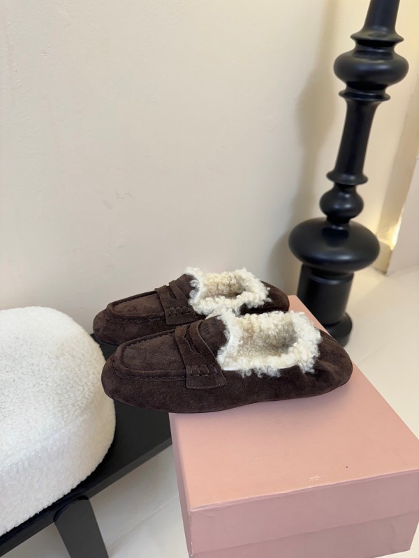 MIUMIU Platform Loafers with Wool Design - KFY00320