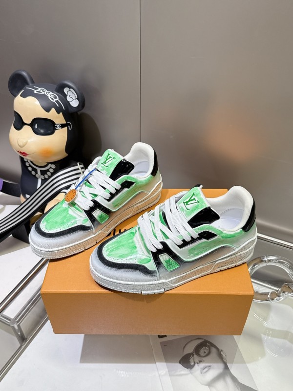 Louis Vuitton Trainer Basketball Series Crackle Glaze Process Sneakers - LY00490