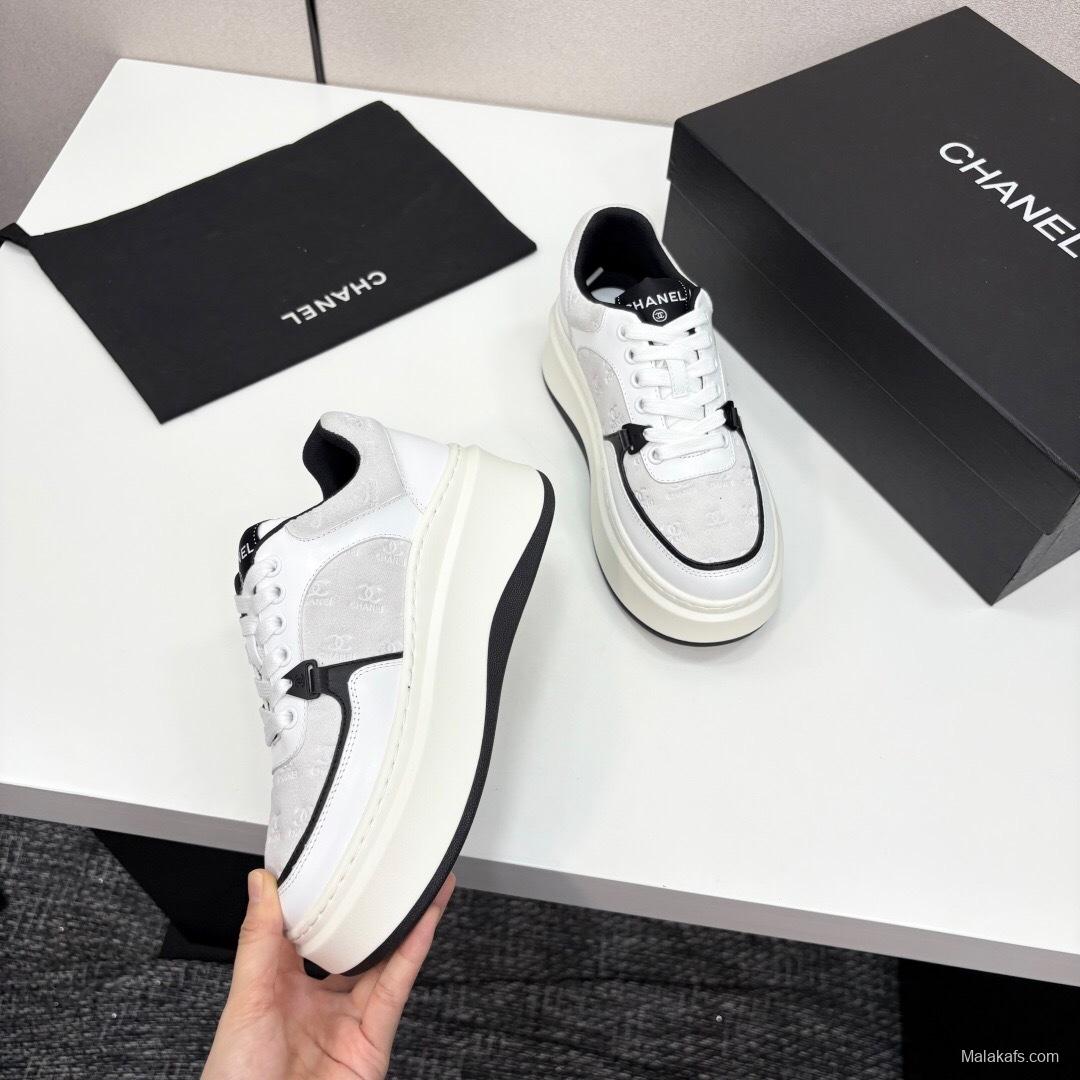 Chanel 2025 SS Panda Casual Sneakers - LY00340