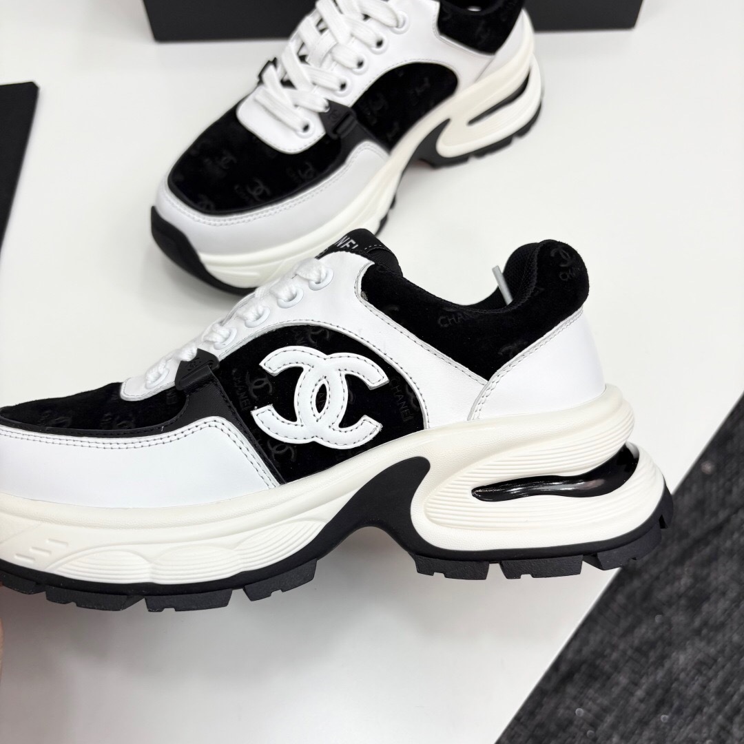 Chanel 2025 SS Panda Sneakers Casual Sports Shoes - LY00340