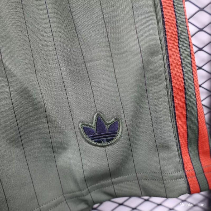 Player Version 25/26 Bayern Munich Olive Green with Orange Side Stripes Shorts