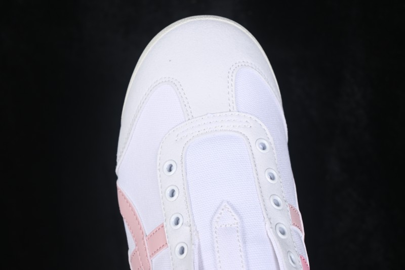 Adidas Running Shoes with Breathable Upper and Cushioned Sole - G.C3