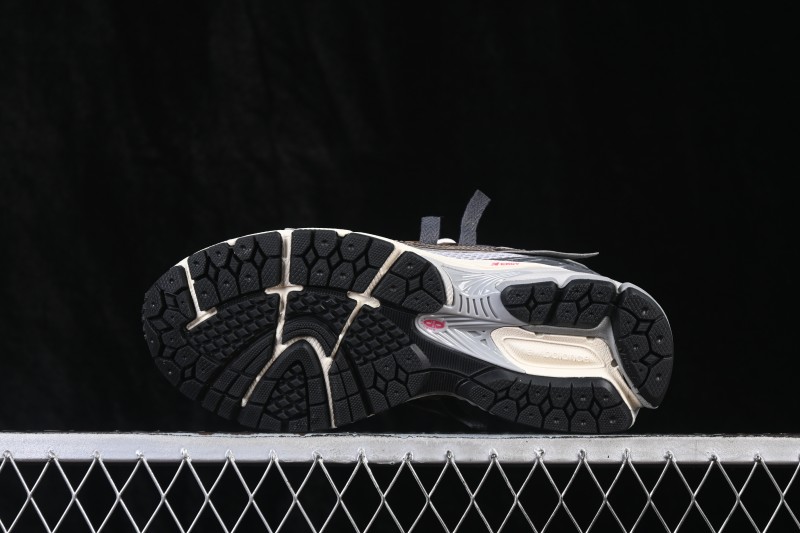 New Balance 1906 Retro Running Shoes with Breathable Mesh and T-Beam Arch Support - U19066U8