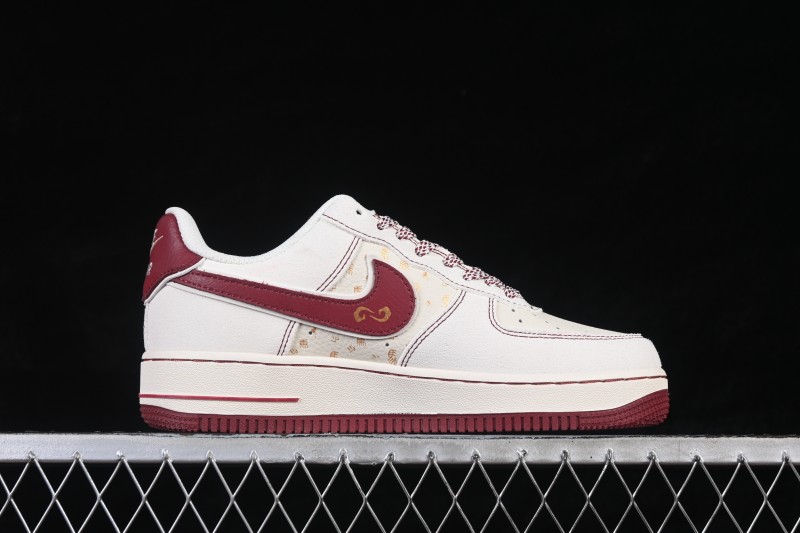 Nike Air Force 1 07 Low Classic Basketball Shoes with Leather Upper and Air-Sole Cushioning - XL1982-336