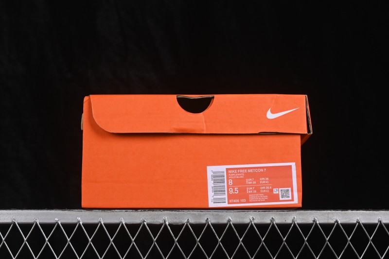 Nike Free Metcon 7 Training Shoes with Breathable Mesh and Cushioned Sole - II7406-103