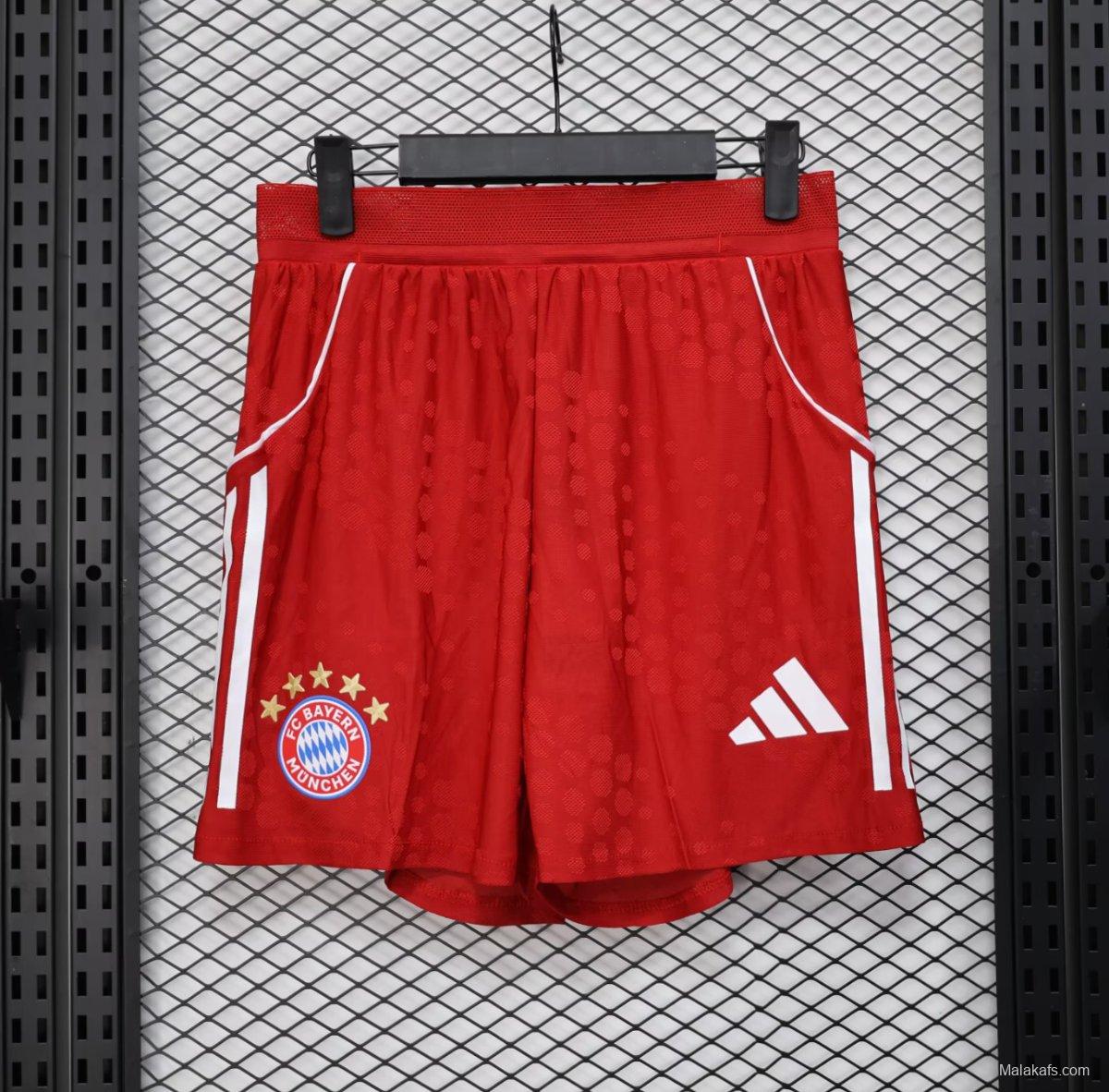 Player Version 25/26 Bayern Munich Home Shorts