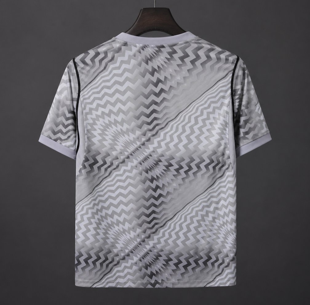 26/27 Corinthians Goalkeeper Jersey With Distinctive Black