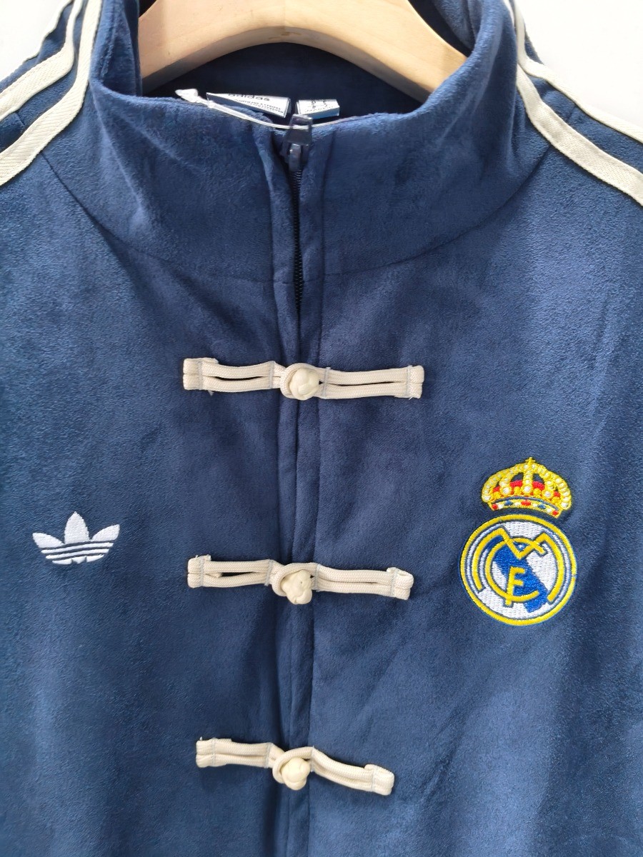 Retro 06/07 Real Madrid Navy Blue Chinese Button Jacket