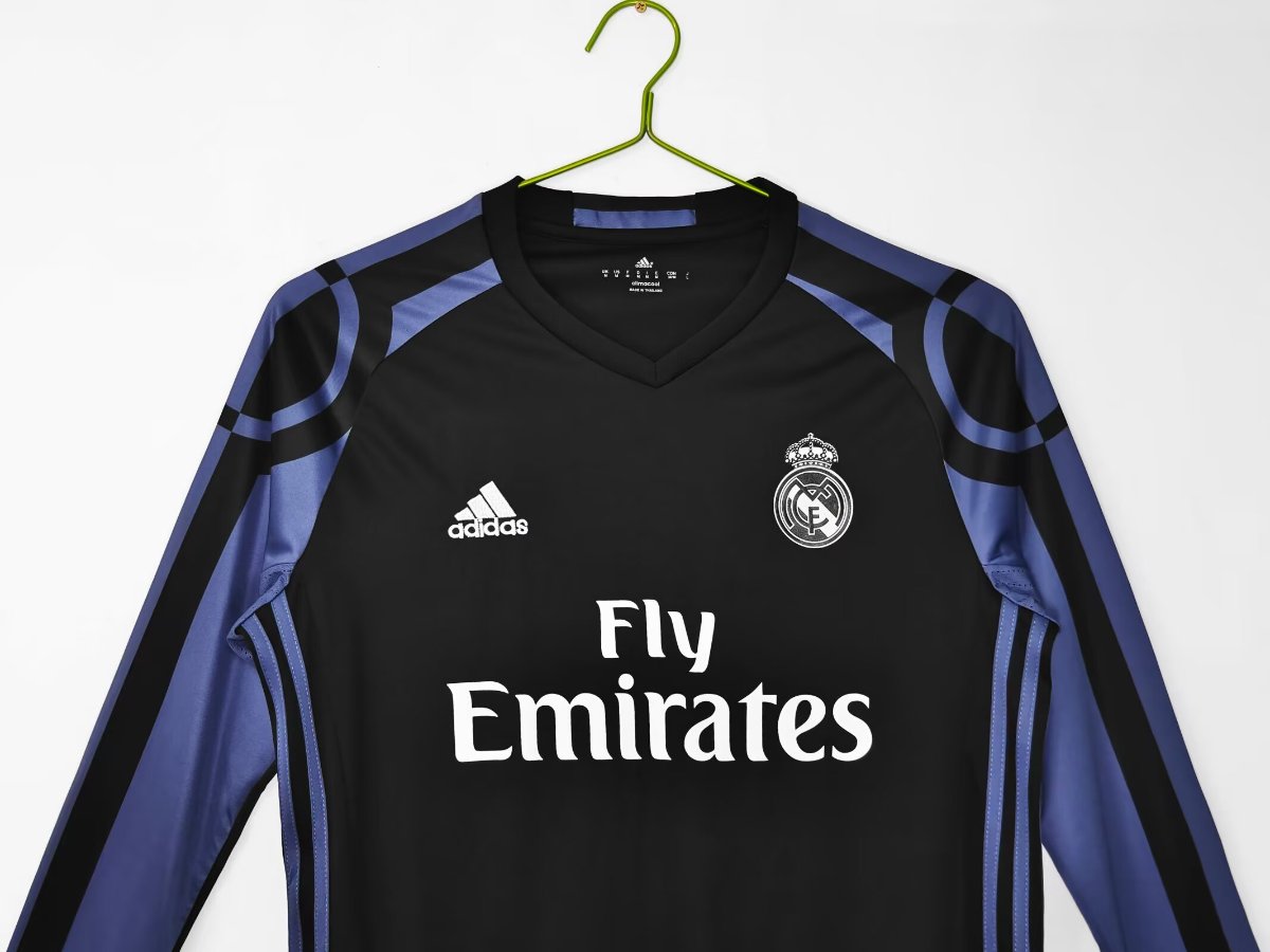 Retro 16/17 Real Madrid Black with Purple  Long Sleeve Jersey